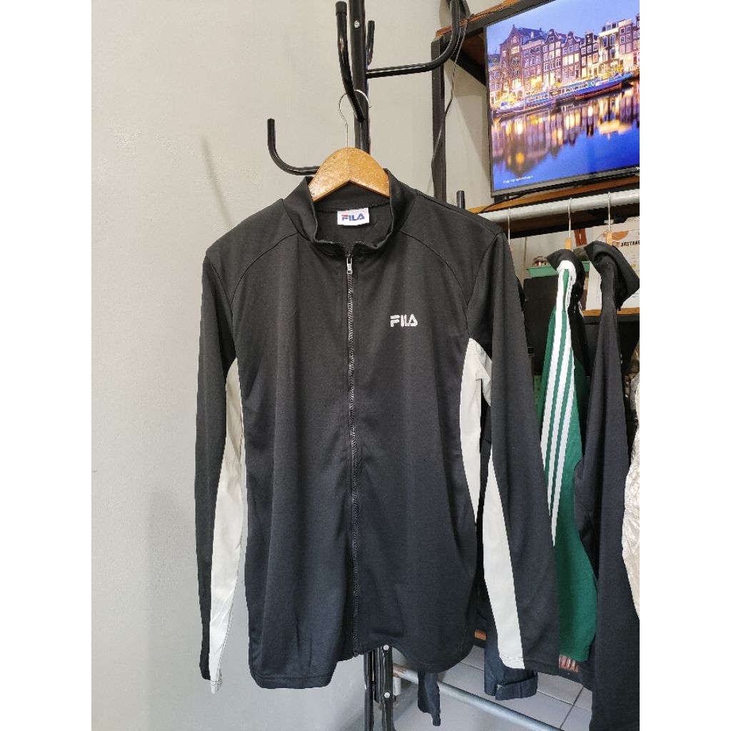 Jacket Softshell Fila Hitam Original