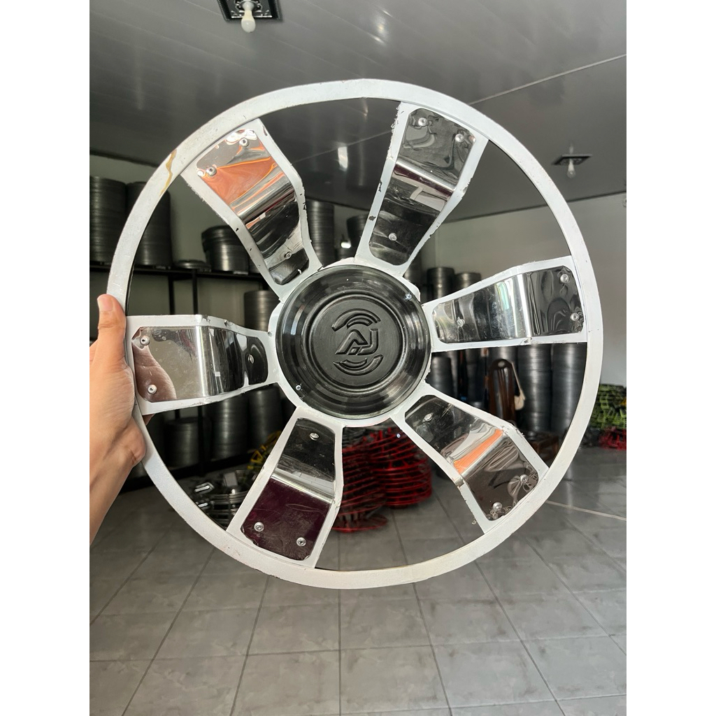 Weldop truk spider plat crom daun 6 untuk truk ring 16