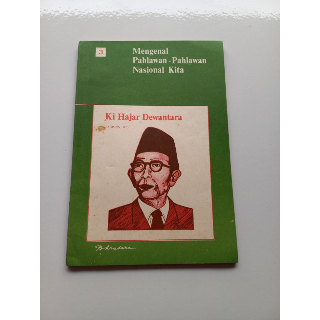BUKU KI HAJAR DEWANTARA