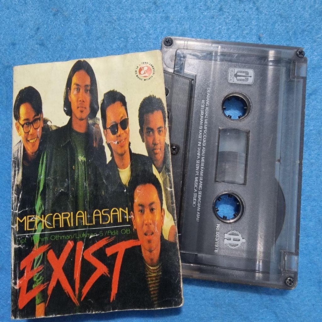 Kaset pita Exist / Mencari Alasan