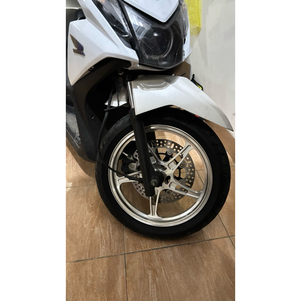 Velg VND Second Ring 14 kondisi bekas pakai, masih layak dan nyaman digunakan harian maupun modif ri