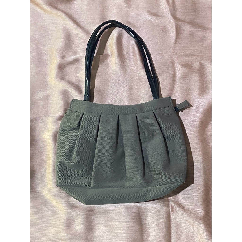 Preloved Shoulder Bag
