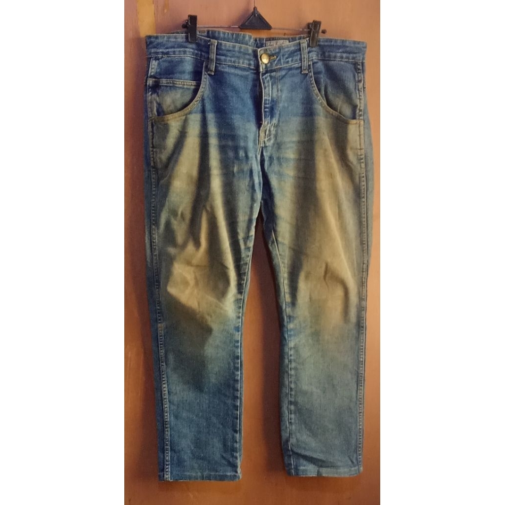 Celana Jeans Wrangler Preloved