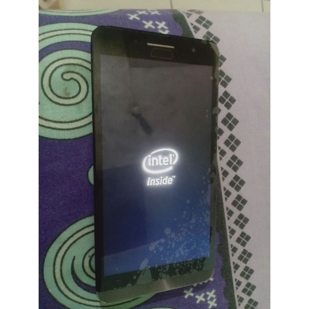 Asus Zenfone 6 second hp