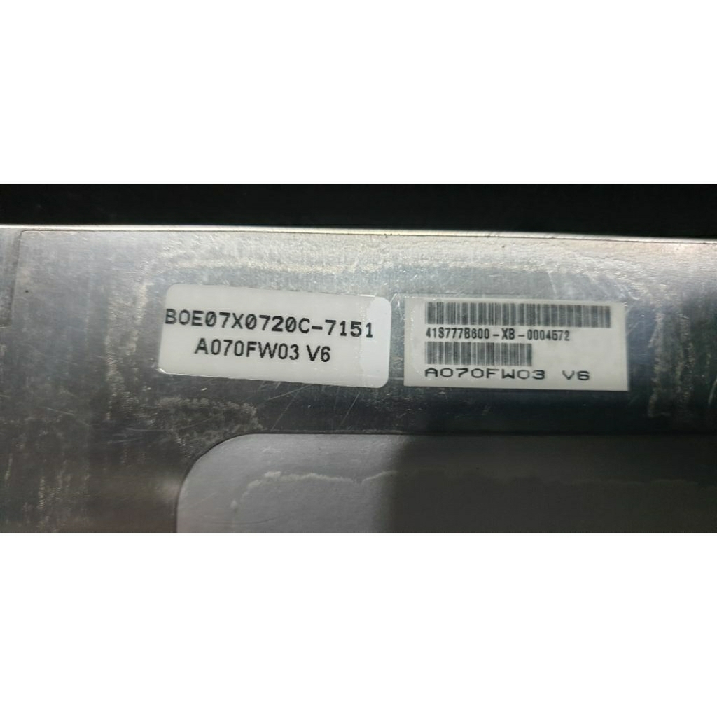 LCD LAYAR cabutan head unit Clarion VRX576 USB kondisi RUSAK untuk kanibalan tipe A070FW03 V6