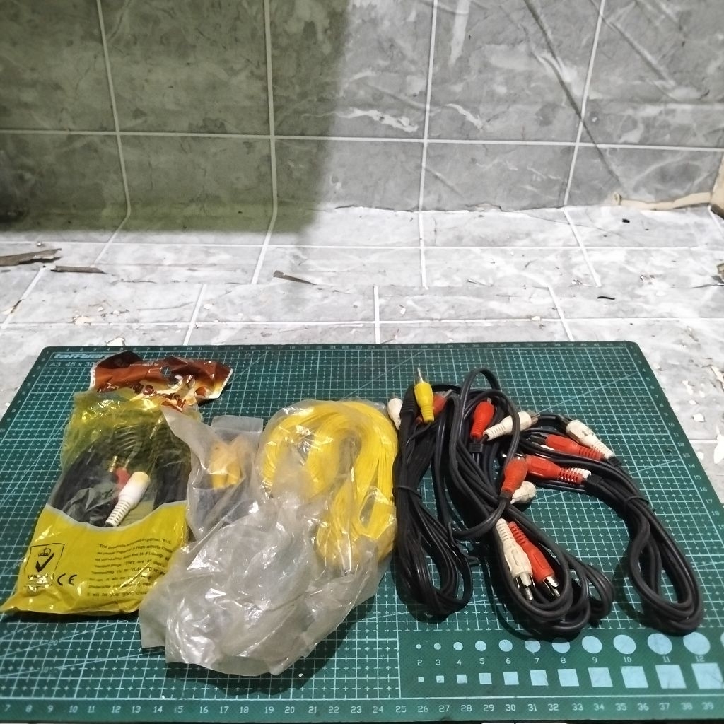 Jual Kabel Audio RCA & Kabel Speaker Gulung Bekas Lengkap untuk Audio Mobil/Home Audio