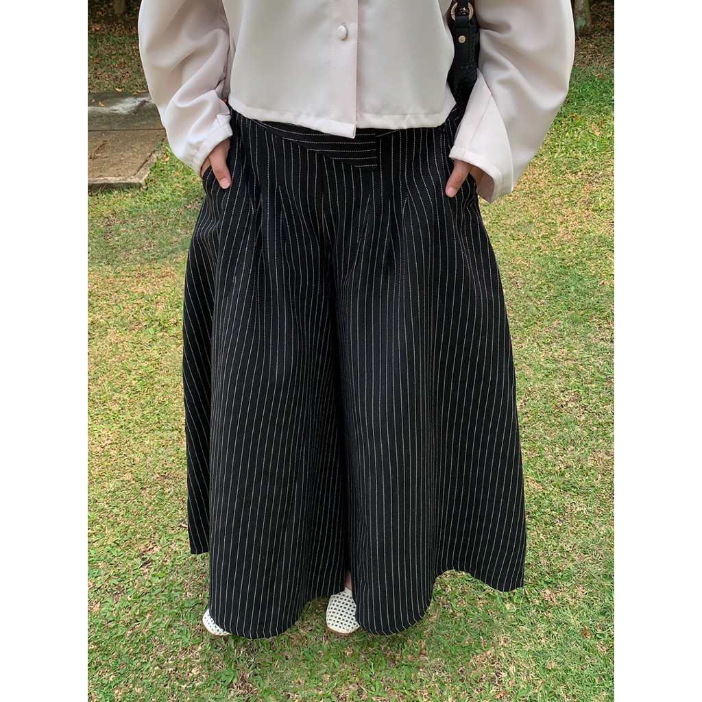 Palazzo pants