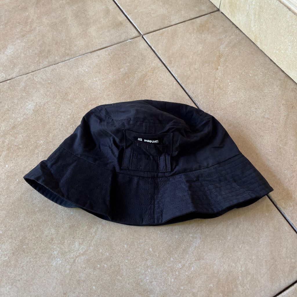 bucket hats jmb hitam bahan parasut 56-58 cm