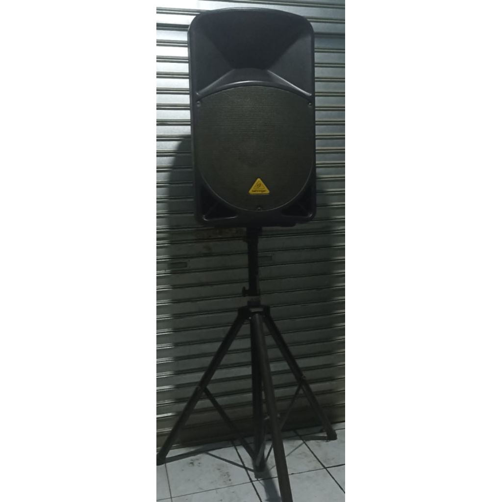 speaker aktif BEHRINHER B115D 15inch