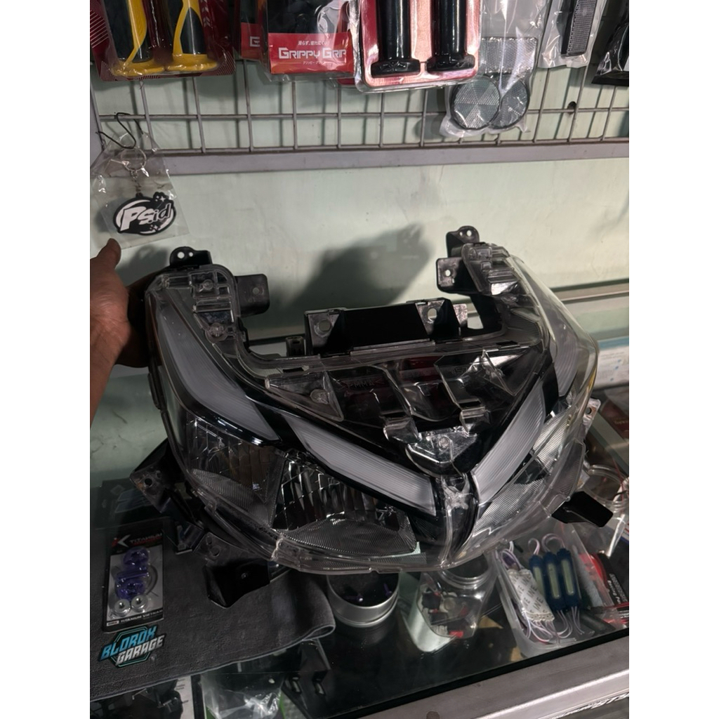 headlamp  aerox new gen 2 ORI