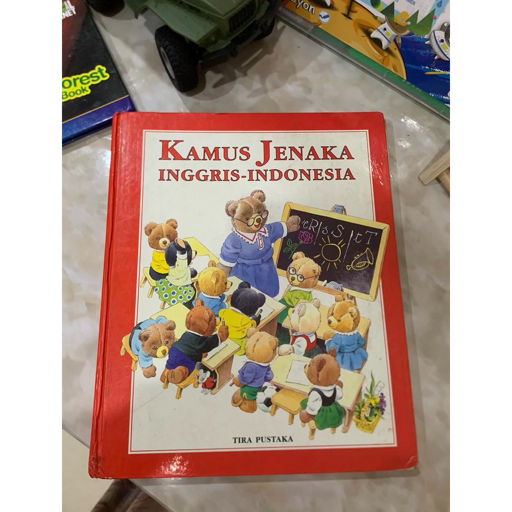 Kamus Jenaka