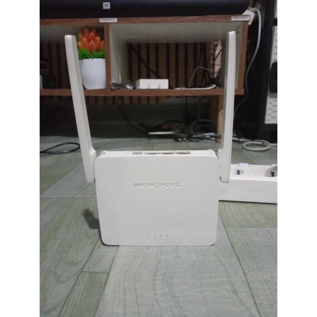 Mercusys mw302R