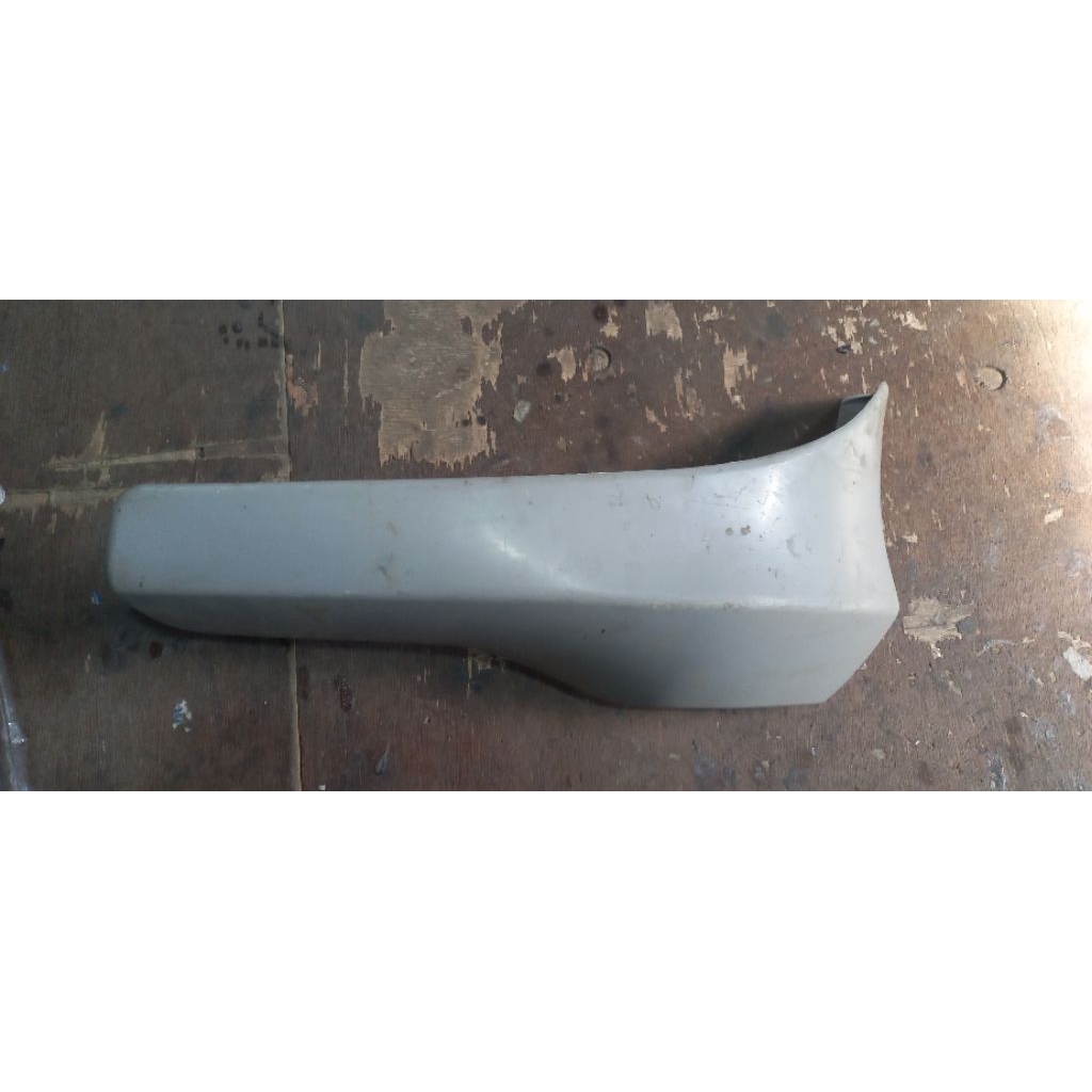 Bodykit bemper belakang yaris kanan 2009-2011