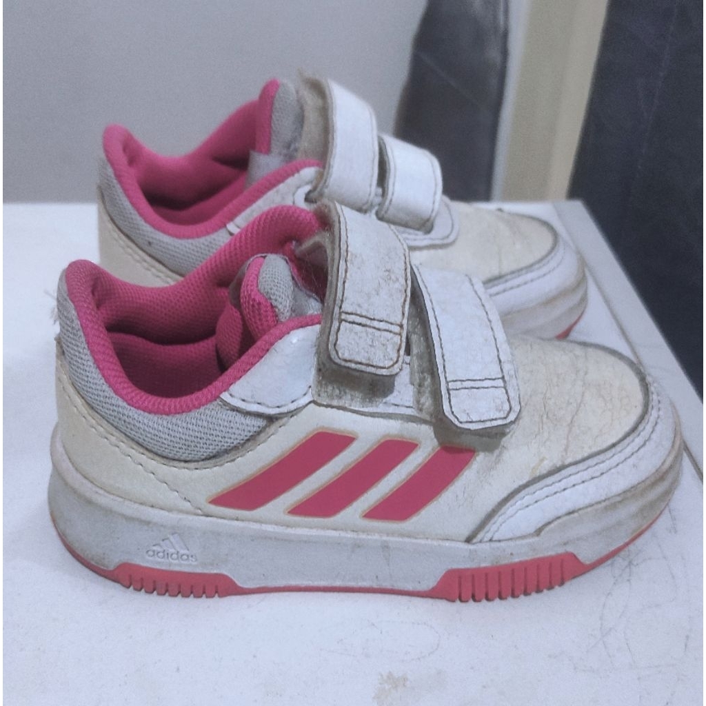 PL sepatu Adidas anak Original