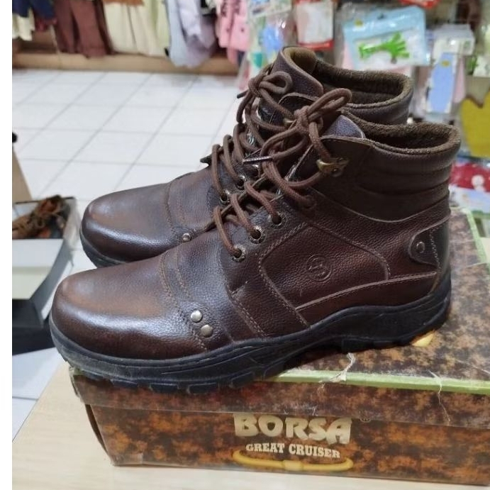 sepatu kulit borsa