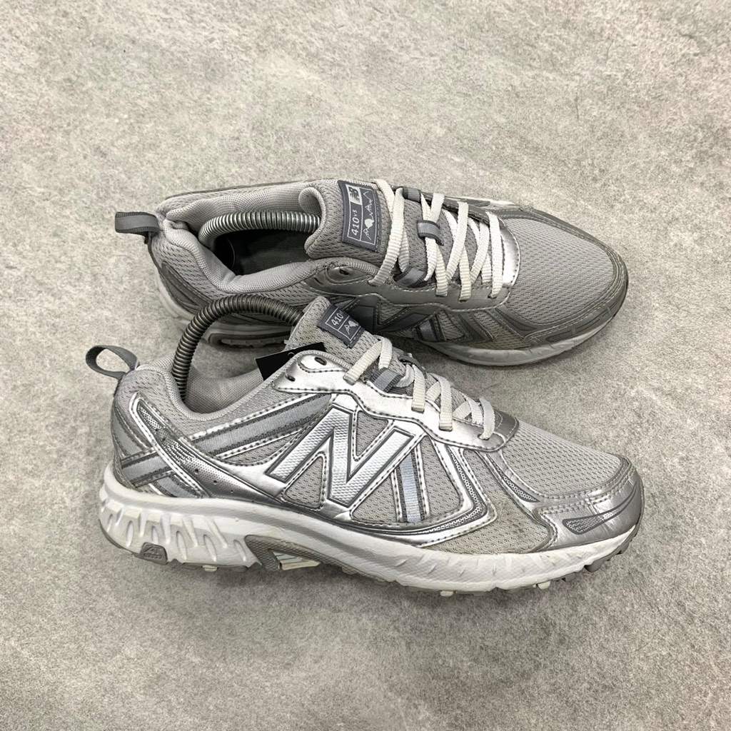 New Balance 410v5 Silver Grey