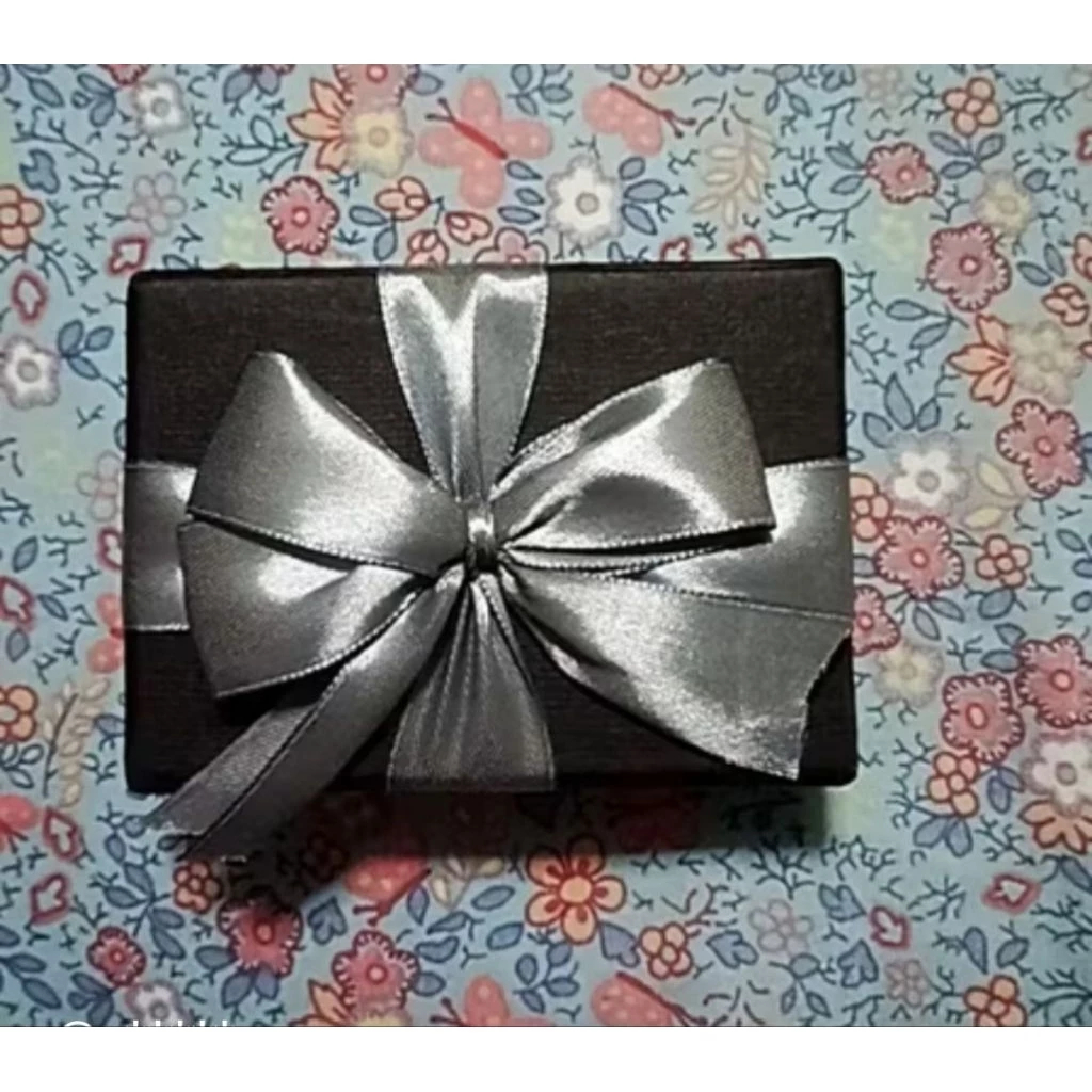 1 PC HARDBOX 25X20X8