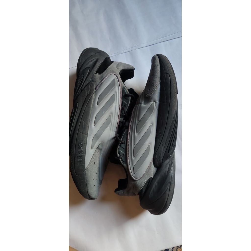 Adidas ozelia Adiprene