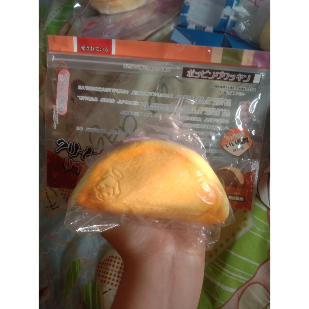 Brand new Lisa taro taco squishy