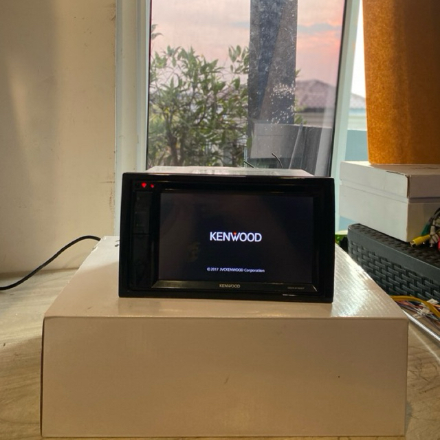 Head unit kenwood DDX-418-BT