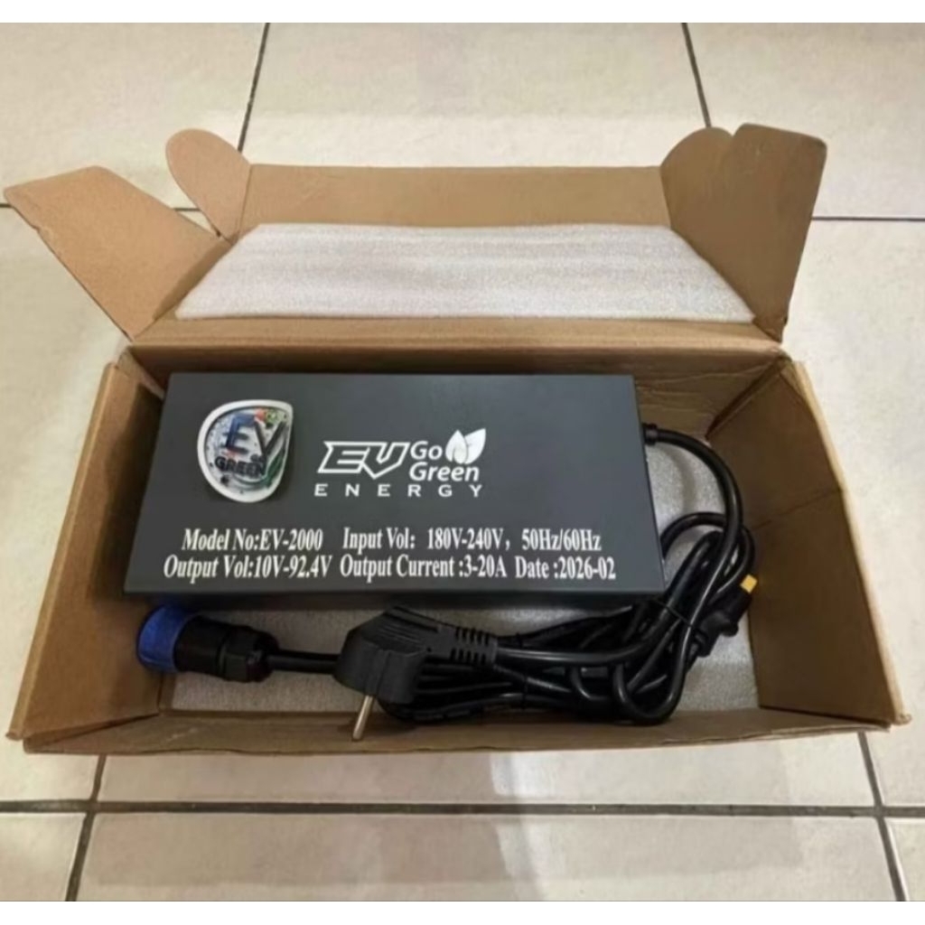 FAST CHARGING EV GO GREEN