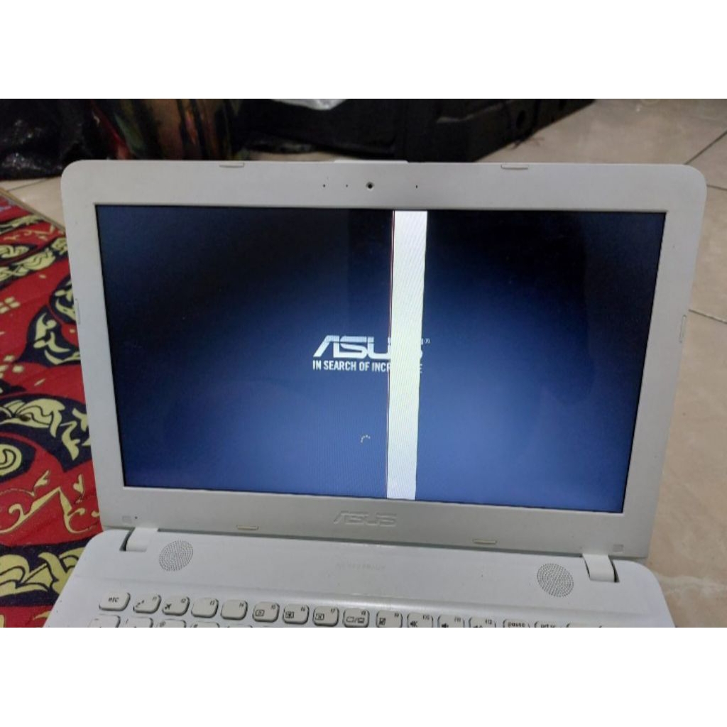 Lcd asus x441m minus