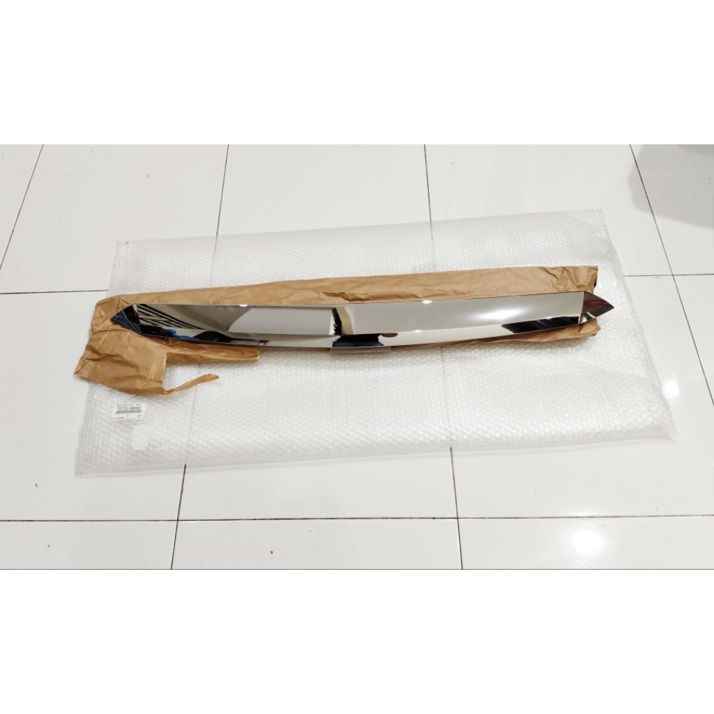 lis list kap mesin motor chrome toyota alphard vellfire 2016 2017 2018 ori
