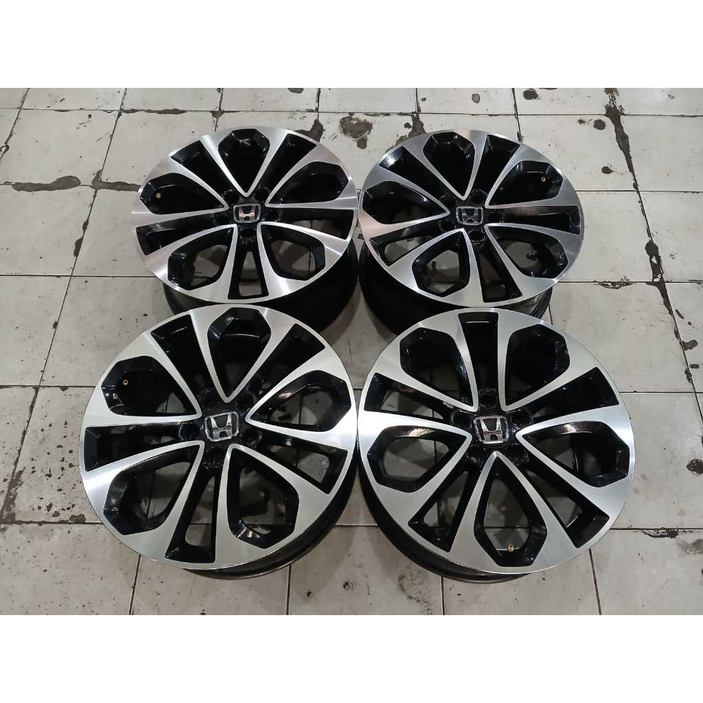 DIJUAL VELG SECOND RACING HSR RING 18X8 PCD 5X114