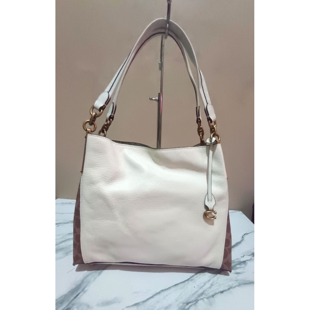 coach hobo preloved bag