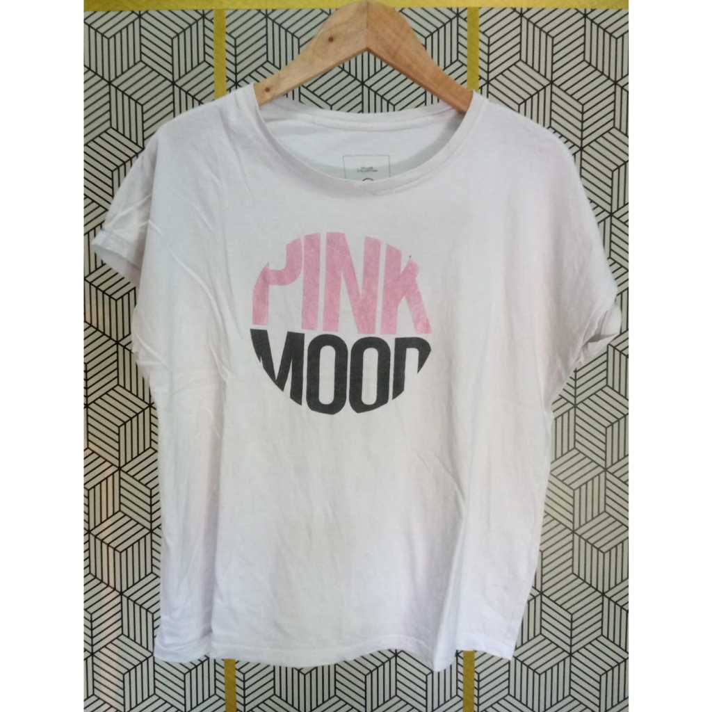 Kaos Putih Nevada Wanita (Preloved)