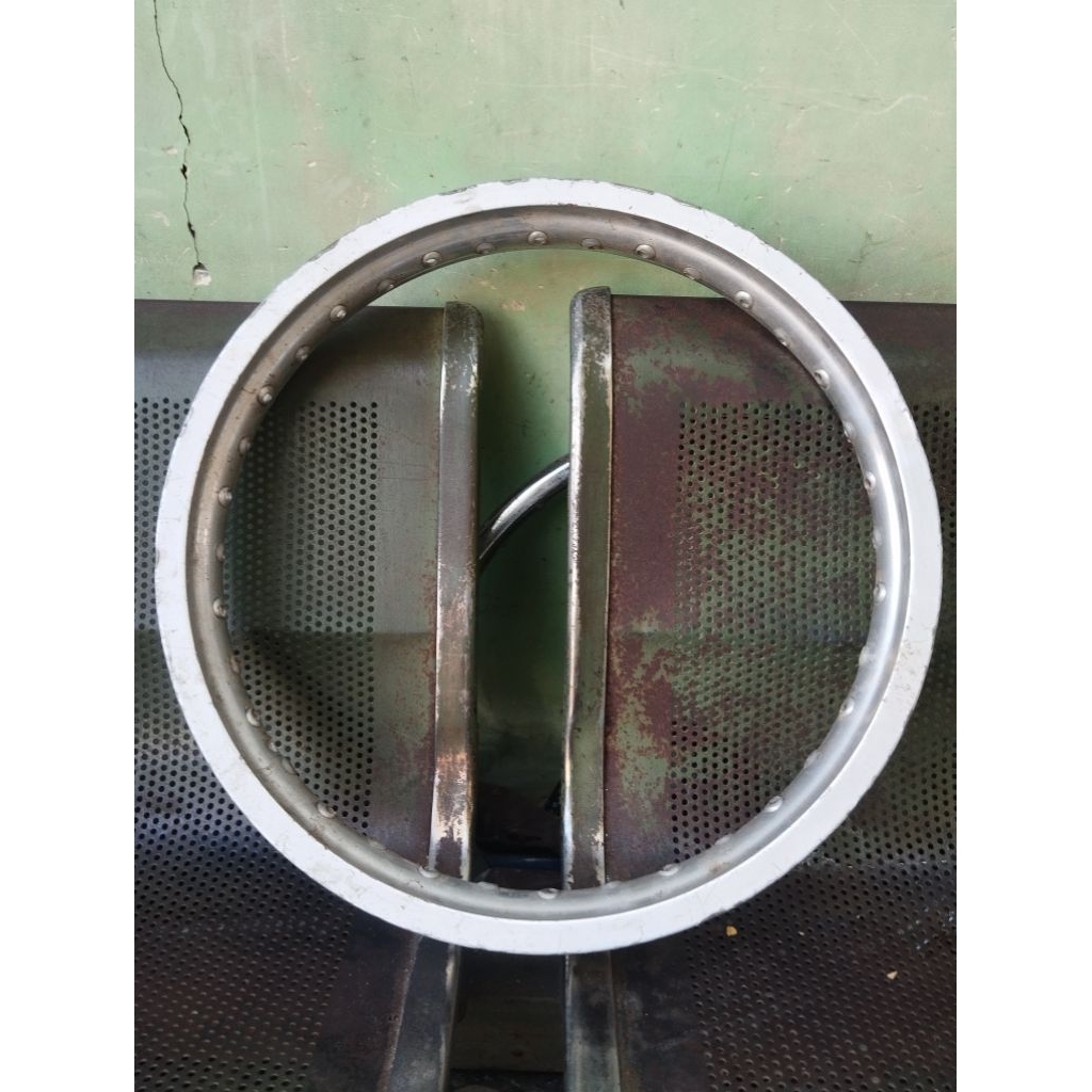 velg nium merk champ ukuran 17x185