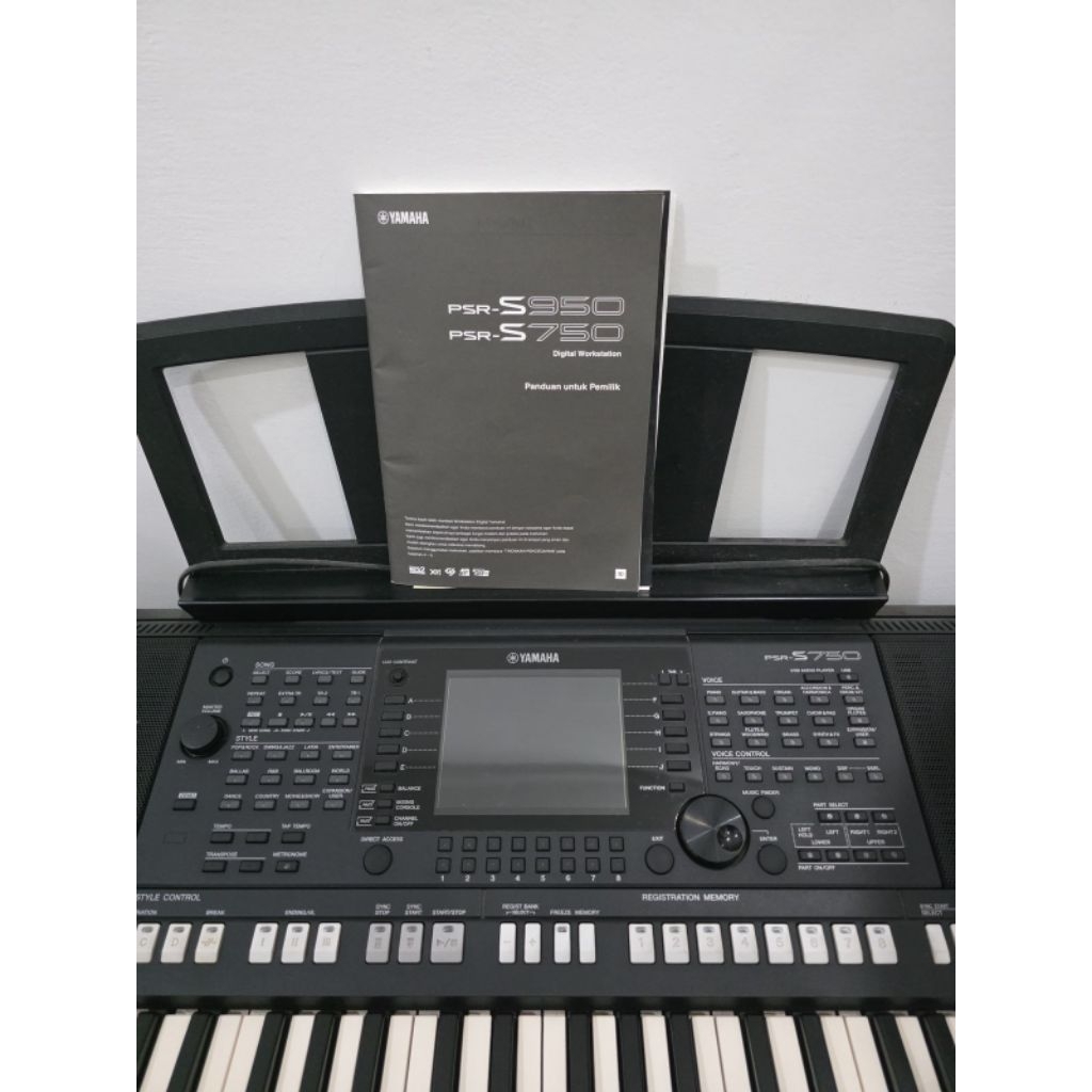 Keyboard PSR S 750