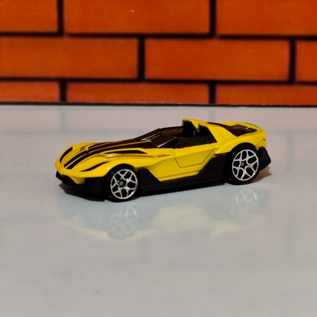 Hotwheels yur so fast Fantasy Loose Mulus