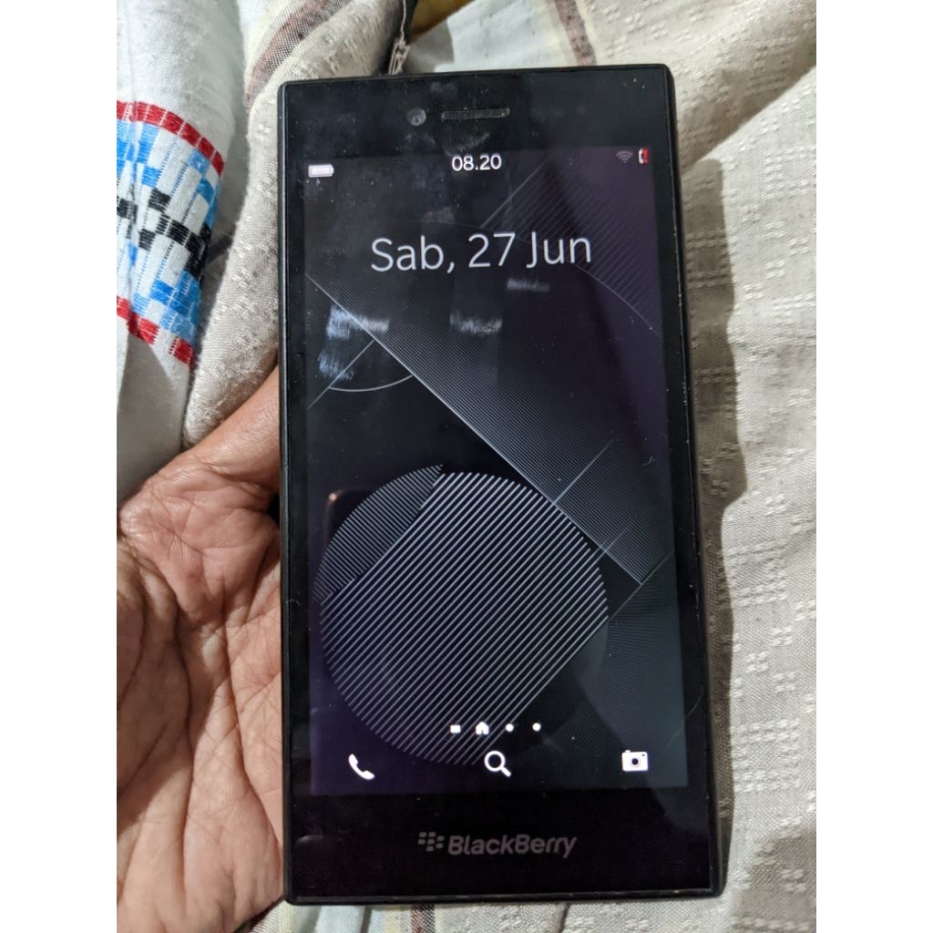 Blackberry leap z20