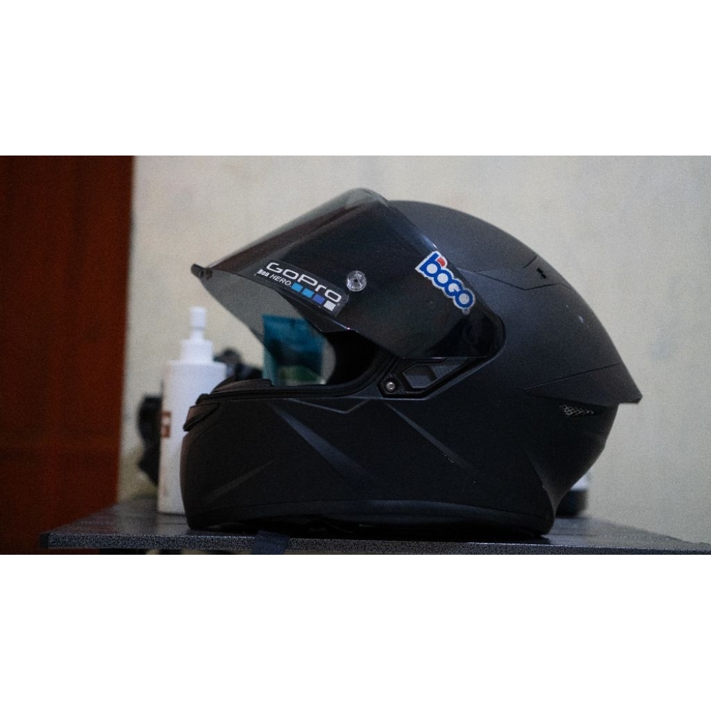 Helm KYT TTC Hitam Doff
