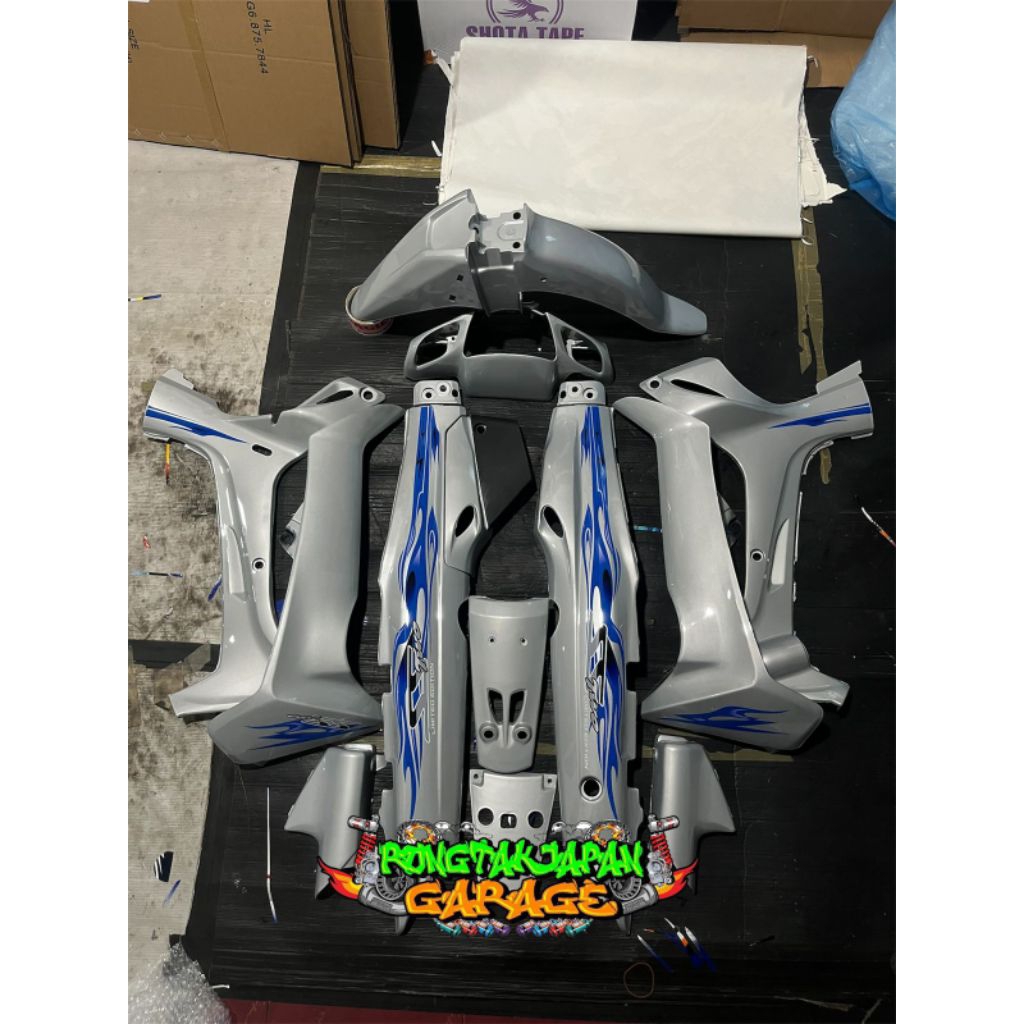 Full Set Bodi Halus Fiz r F1zr Fizr Full Silver Set Striping Custom Sstwo Api Biru Cover Body Fiz r 