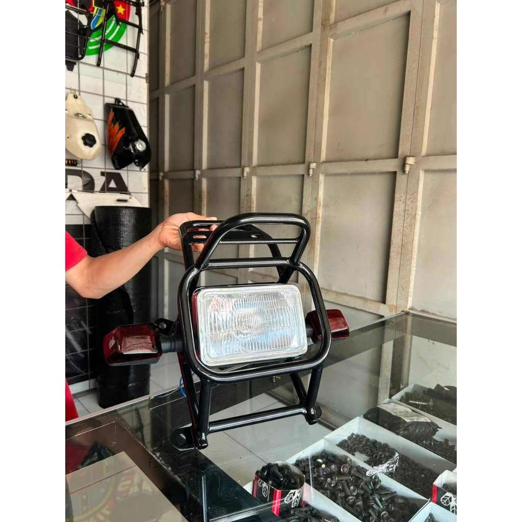 Braket Headlamp TS 125 Custom