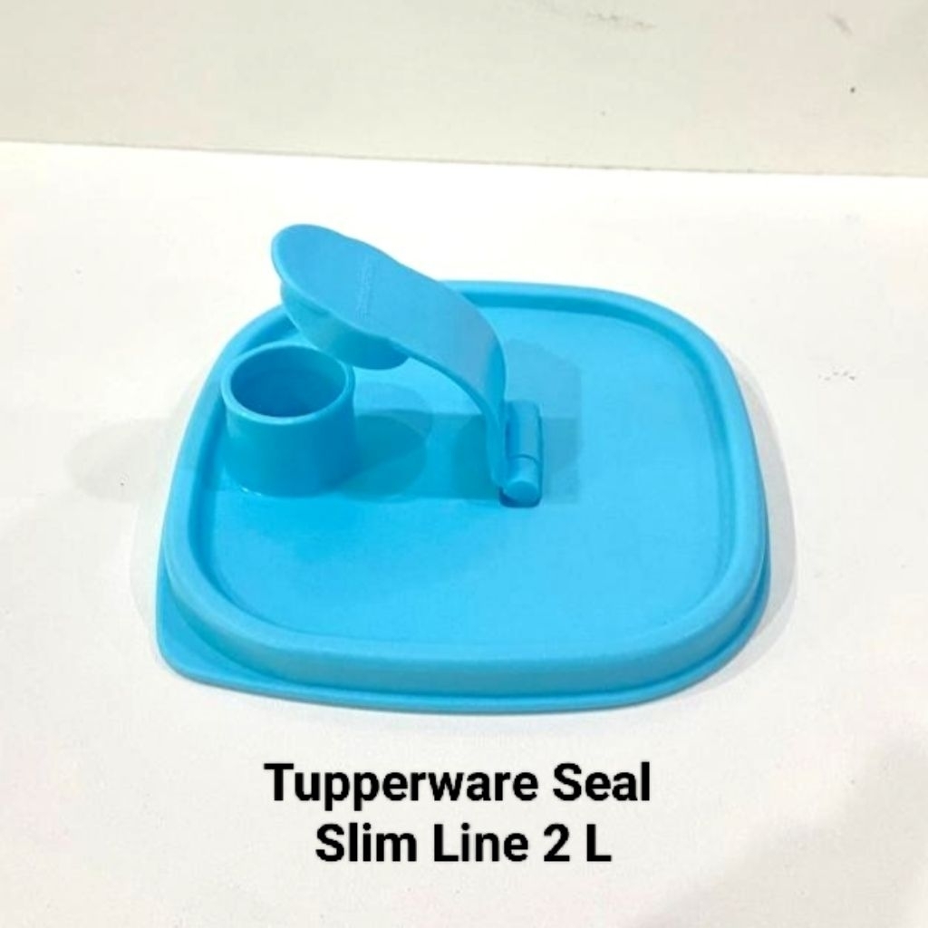 Tupperware Seal Slim Line Botol Air 2 L Biru Muda