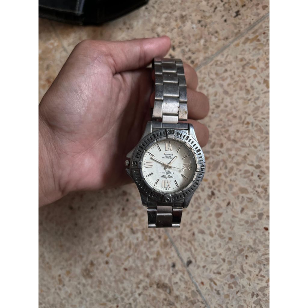 Jam tangan Breitling Chronomat Colt second