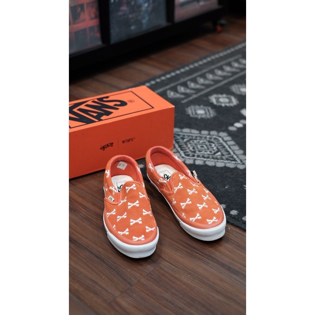 Vans Slip On Vault x WTAPS Orange