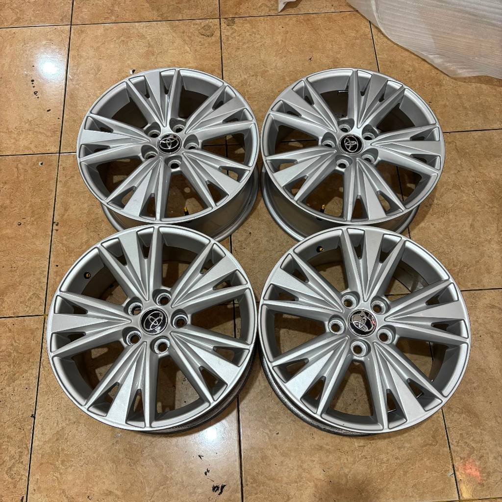Velg Mobil Second RING 17 REPLIKA VENTURER R17 PCD BAUT 5X114 COCOK INOVA HRV CRV CAMRY ACCORD DLL