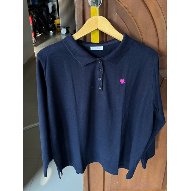 preloved kaos kerah navy oversize