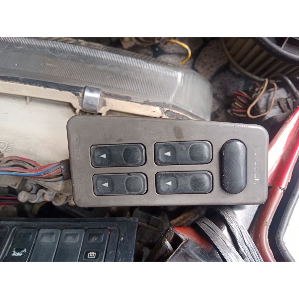 TOMBOL POWER WINDOW TIMOR