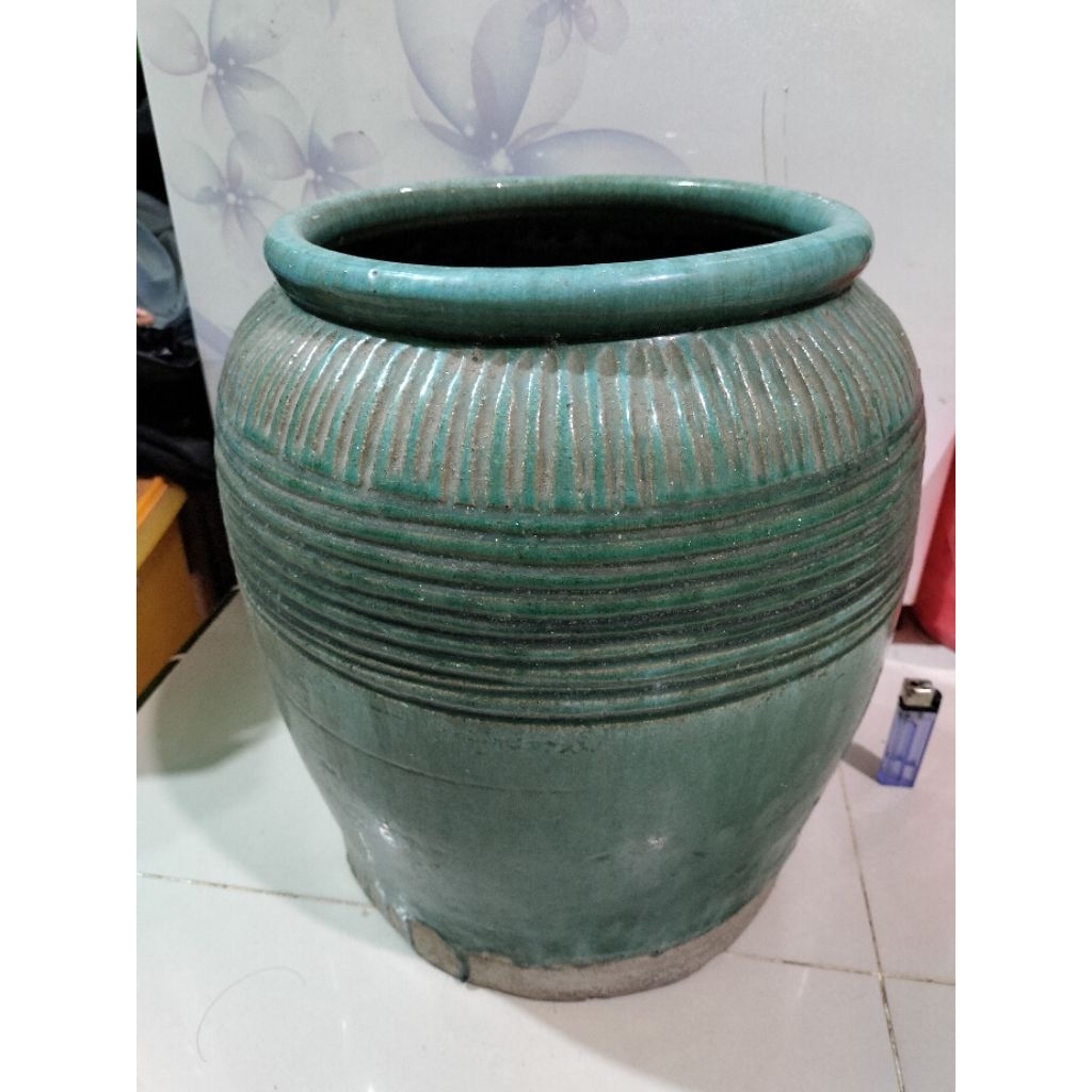 Guci antik china hijau celadon keramik tinggi36cm peninggalan Raja Paser