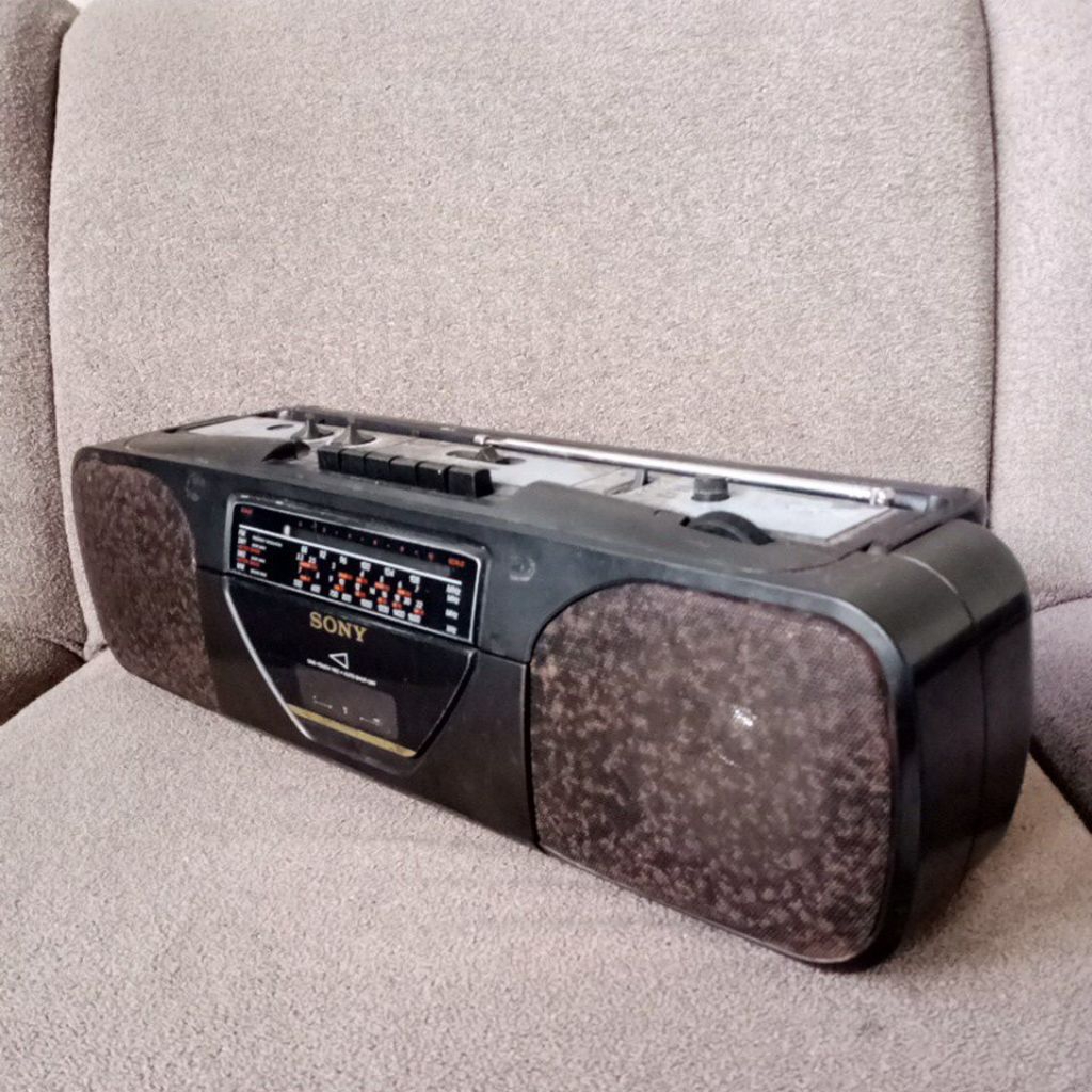 Radio mini compo SONY ( minus )