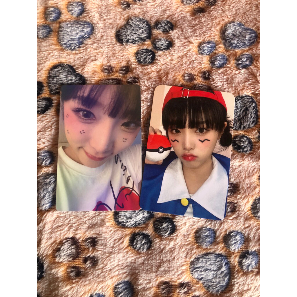 OFFICIAL PHOTOCARD YENA CHOI YENA SMARTPHONE SMILEY HOLO