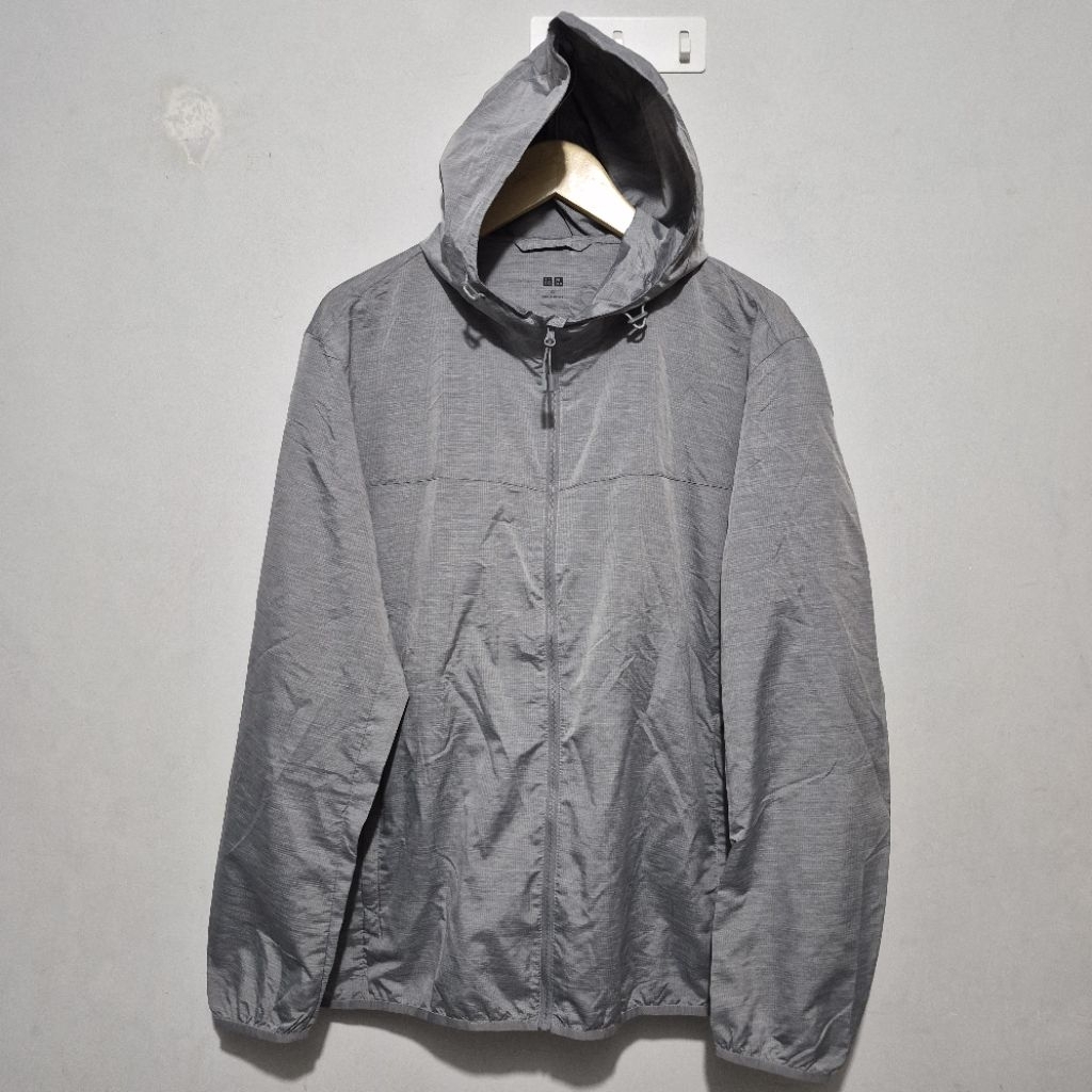Uniqlo Running Lightweight UV Protection 3D cut Grey Parka Jacket