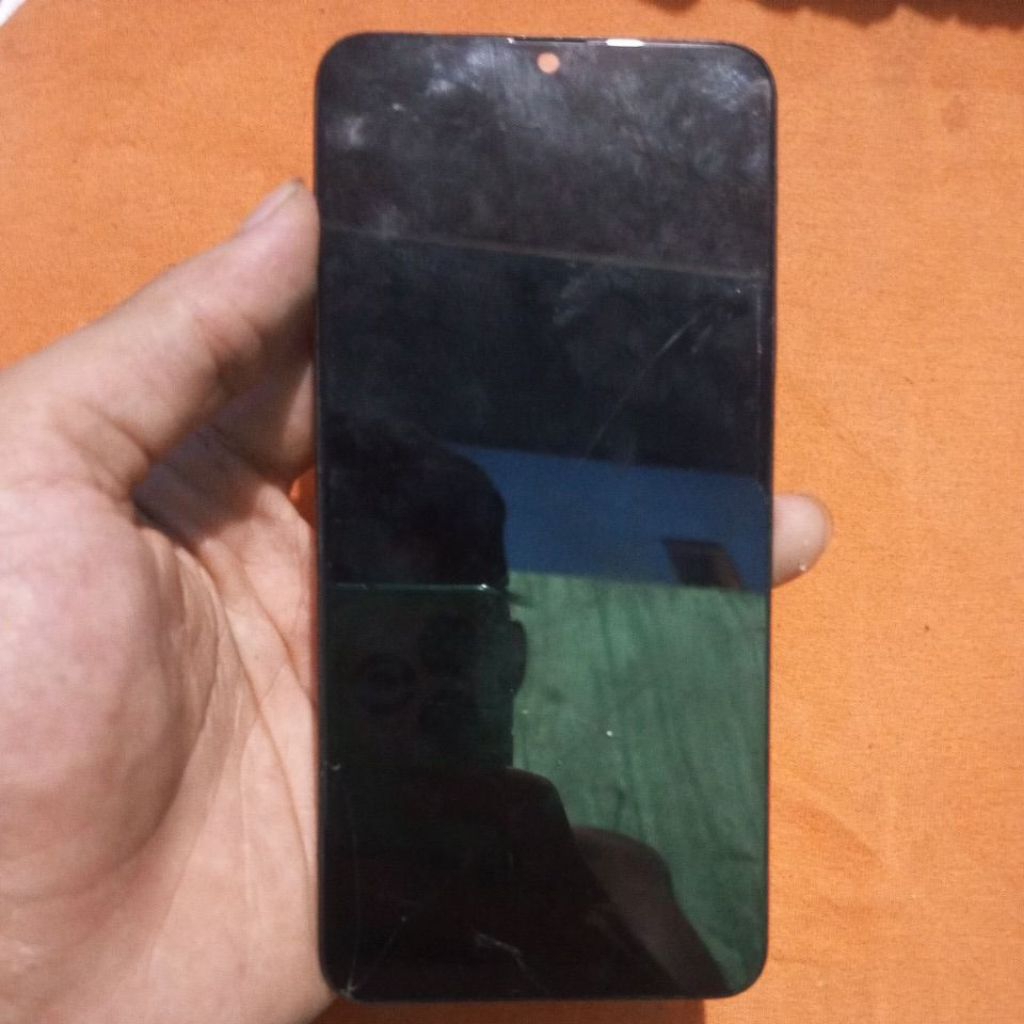 LCD TOUCHSCREEN+FRAME OPPO A12 SENTUHAN NORMAL LAYAK PAKAI MINUS ADA BERCAK PUTIH DAN TC RETAK ORIGI