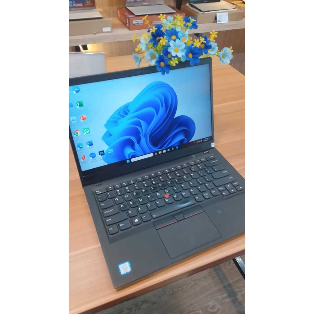 THINKPAD X1 CARBON  I5 GEN 8