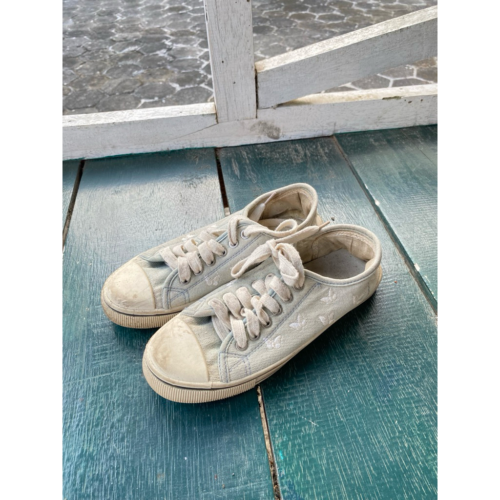 SEPATU RUBI | SEPATU RUBI PRELOVED | RUBI SHOES | SEPATU KUPU-KUPU